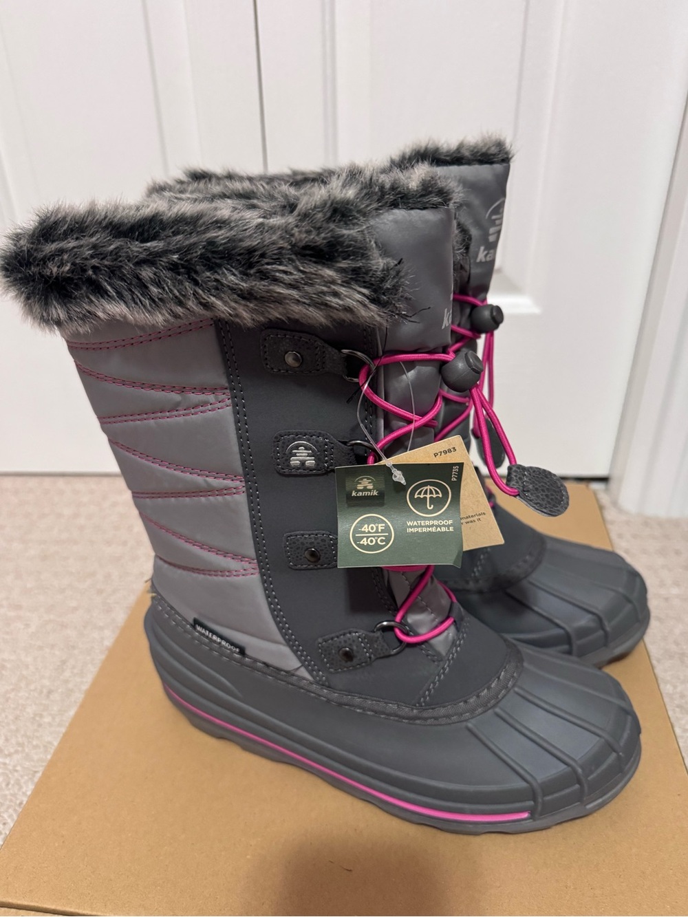 Kamik Frostier Boots Youth Size 5